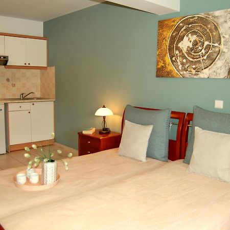 Alkyoni Apartments & Studios Poros  Екстериор снимка