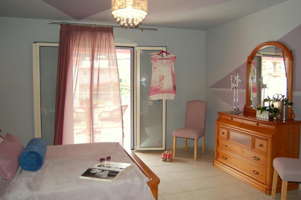 Alkyoni Apartments & Studios Poros  Екстериор снимка