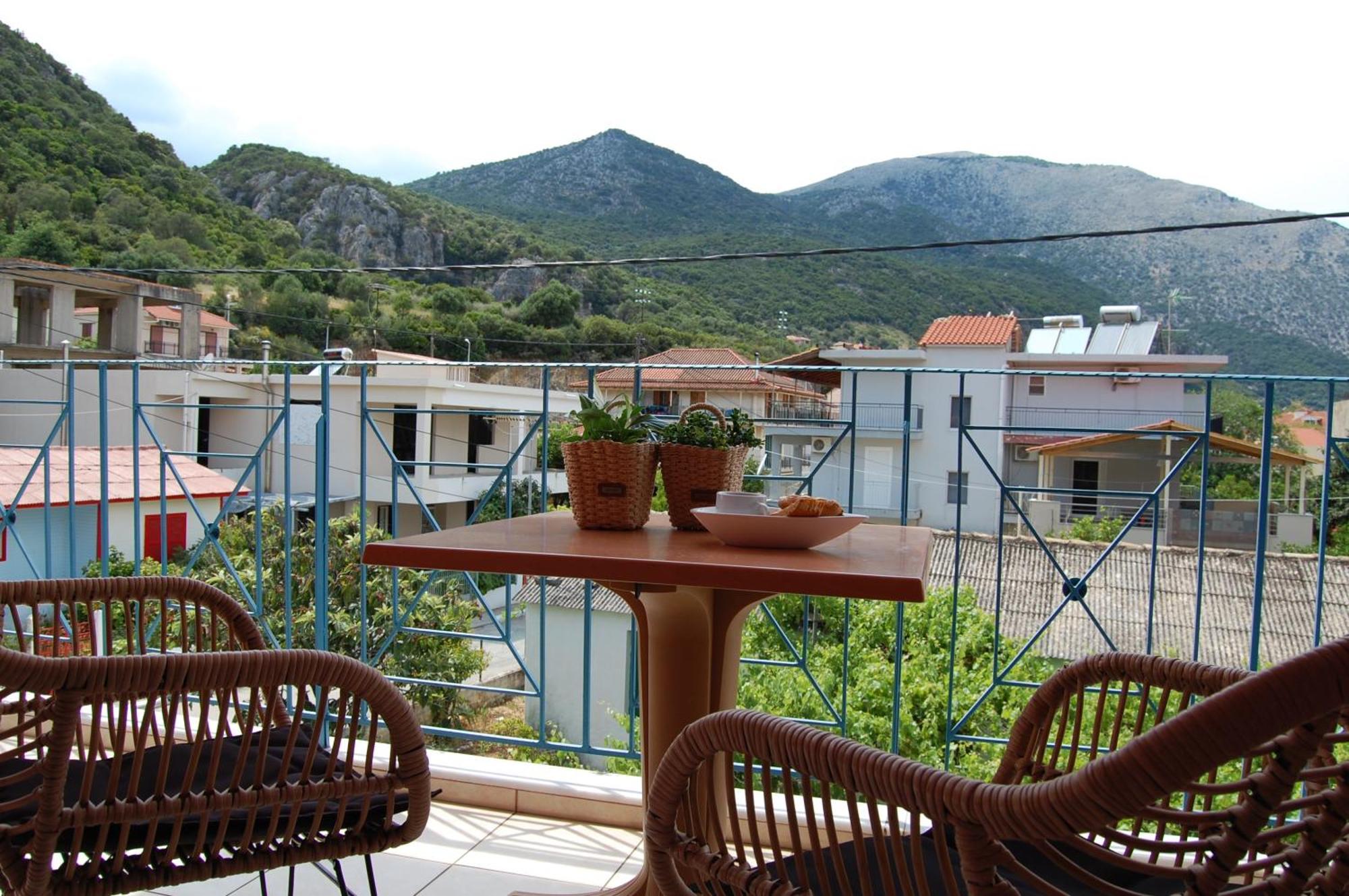 Alkyoni Apartments & Studios Poros  Екстериор снимка
