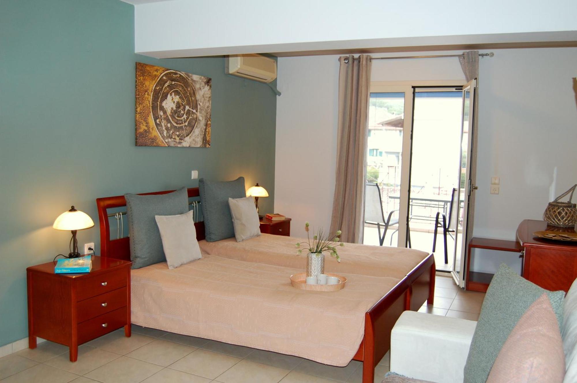 Alkyoni Apartments & Studios Poros  Екстериор снимка